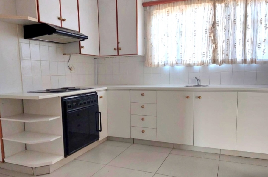 3 Bedroom Property for Sale in Uitenhage Central Eastern Cape
